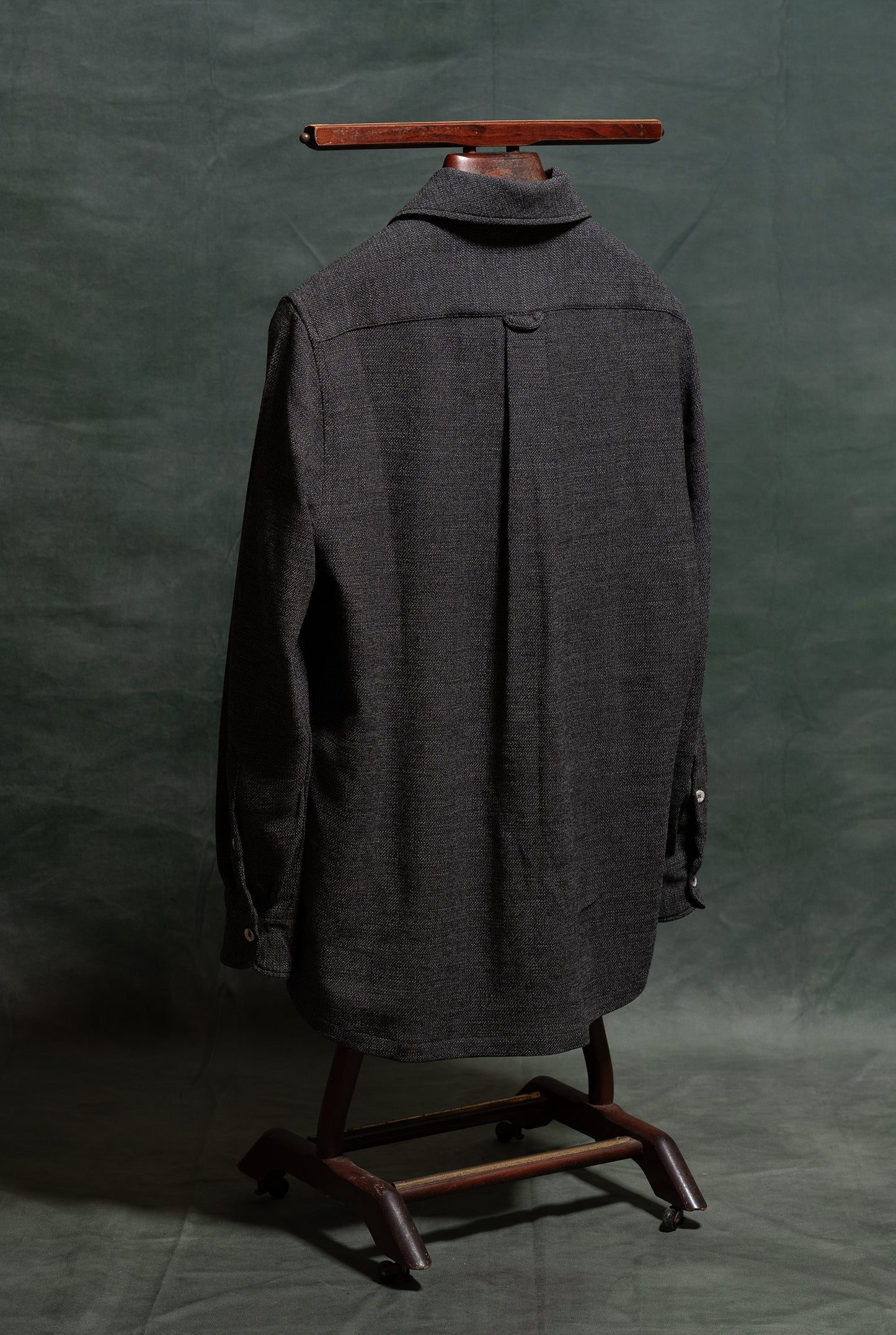 Giacca overshirt da uomo in jersey di lana grigia modello Navigli amisuraduomo sartoria Milano