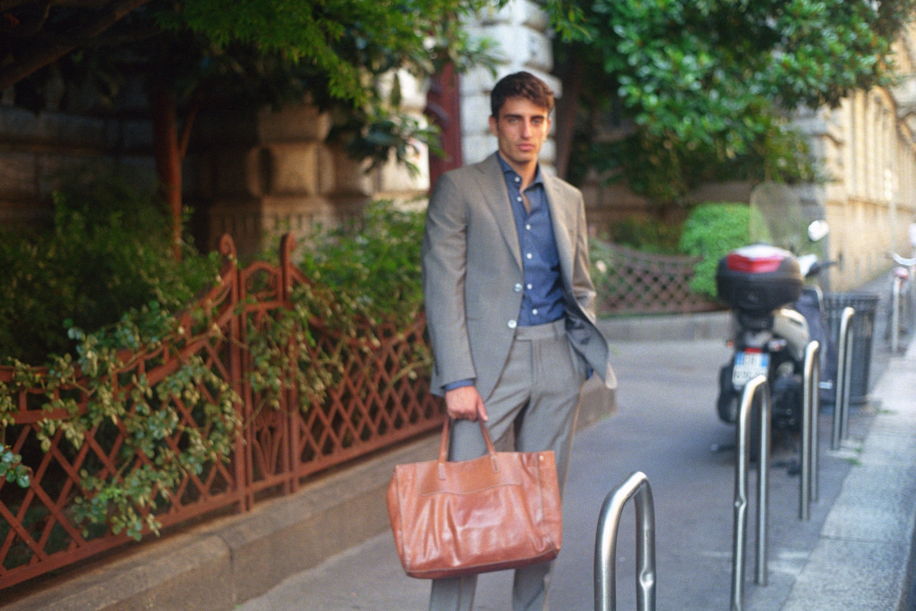 Abito da uomo sartoriale su misura via Passione 9 amisuraduomo sartoria Milano