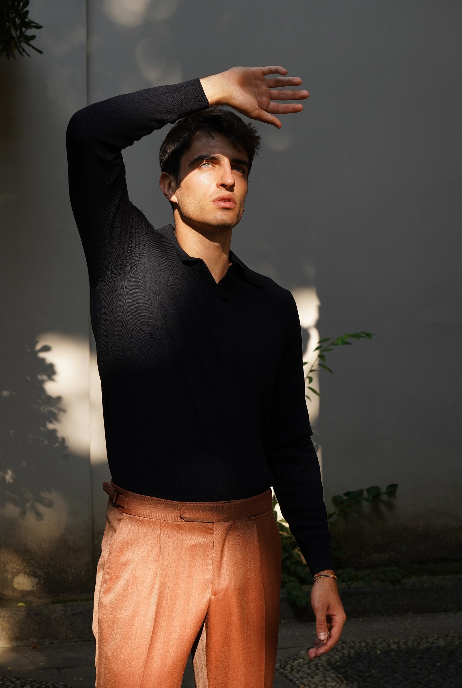 Pantalone realizzato su misura amisuraduomo sartoria Milano